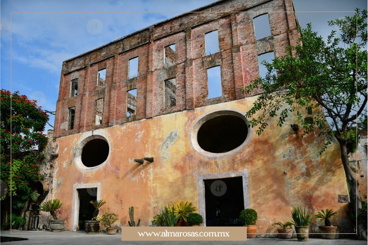 Ubicada en Cuautla, Morelos. Hacienda Santa Inés es un espacio espectacular, con capilla consagrada y espacios verdaderamente históricos, y originales.